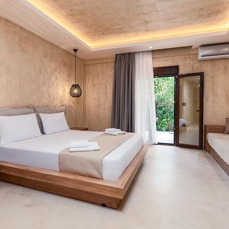 Odyssey Accommodation Pefkochori Bagian luar foto