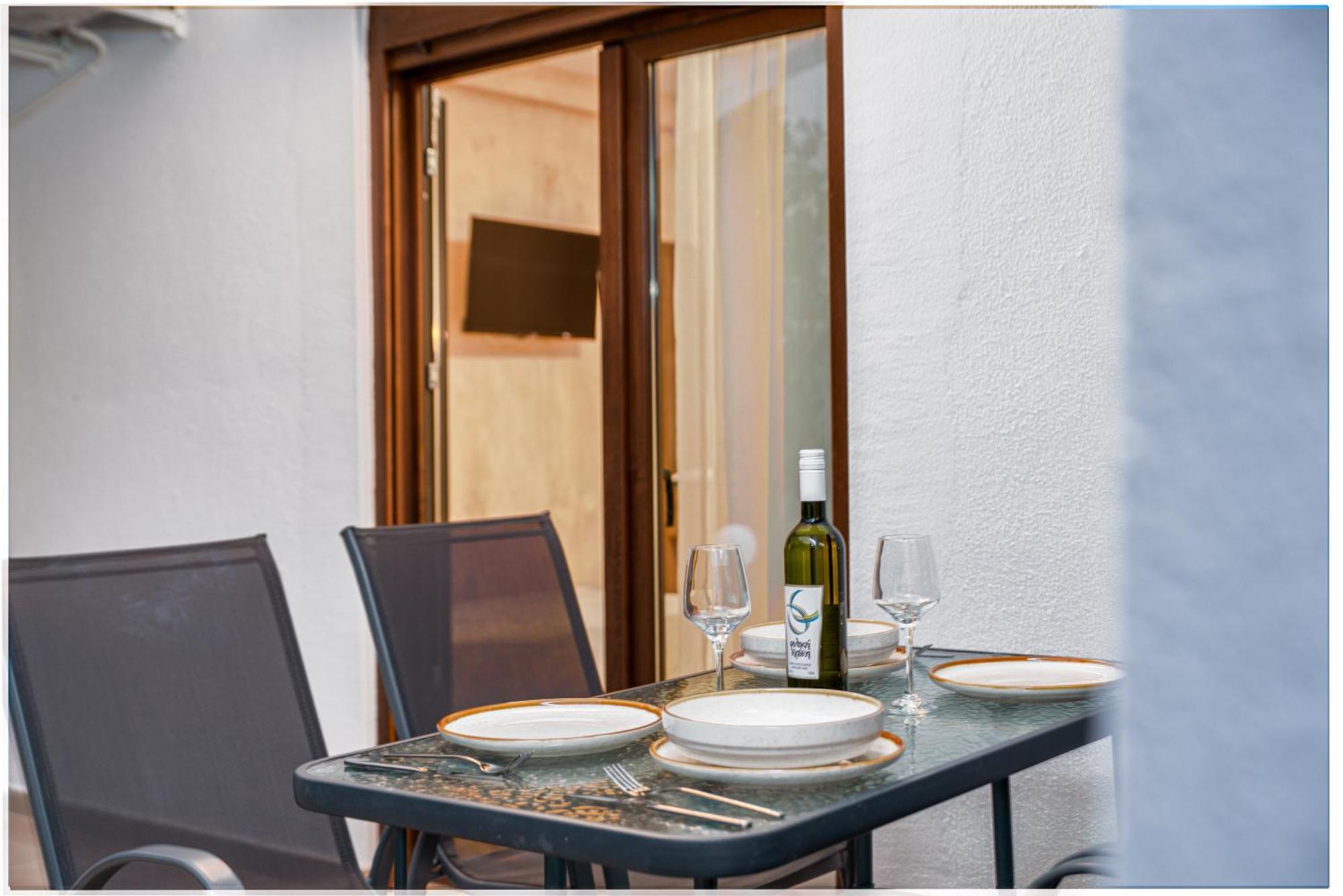 Odyssey Accommodation Pefkochori Bagian luar foto